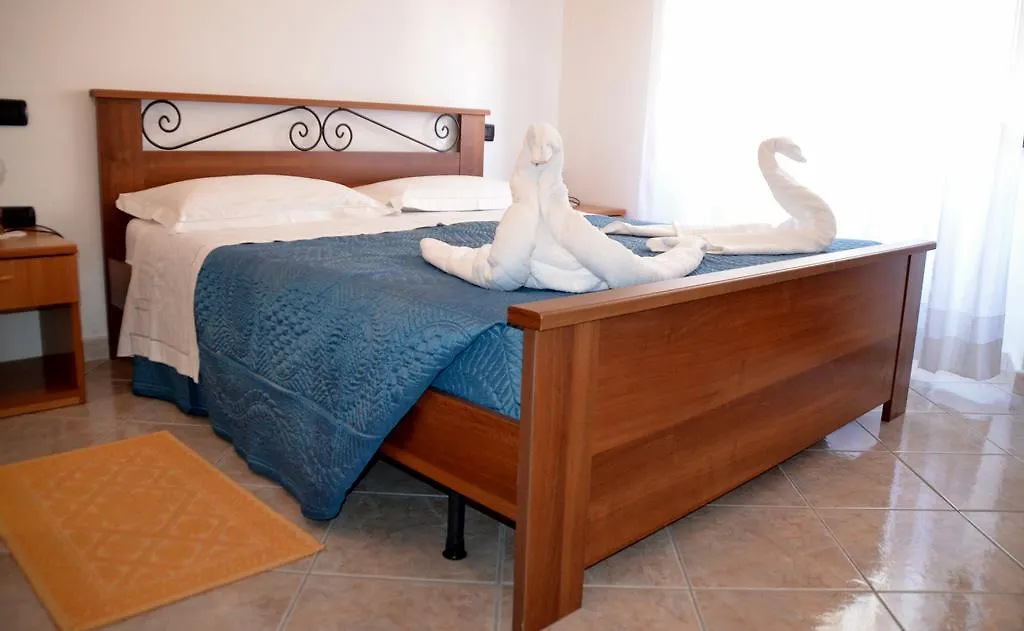 Bed And Breakfast Dommo Noa Dorgali Bed & Breakfast