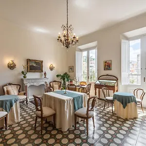 2* Bed & Breakfast Palazzo Santa Caterina
